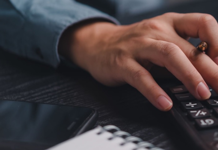 Jakie dokumenty finansowe wpływają na ocenę zdolności kredytowej przy pożyczce dla spółki z o.o.?